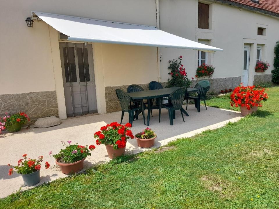 Vallee Du Serein Marcilly-Ogny Extérieur photo